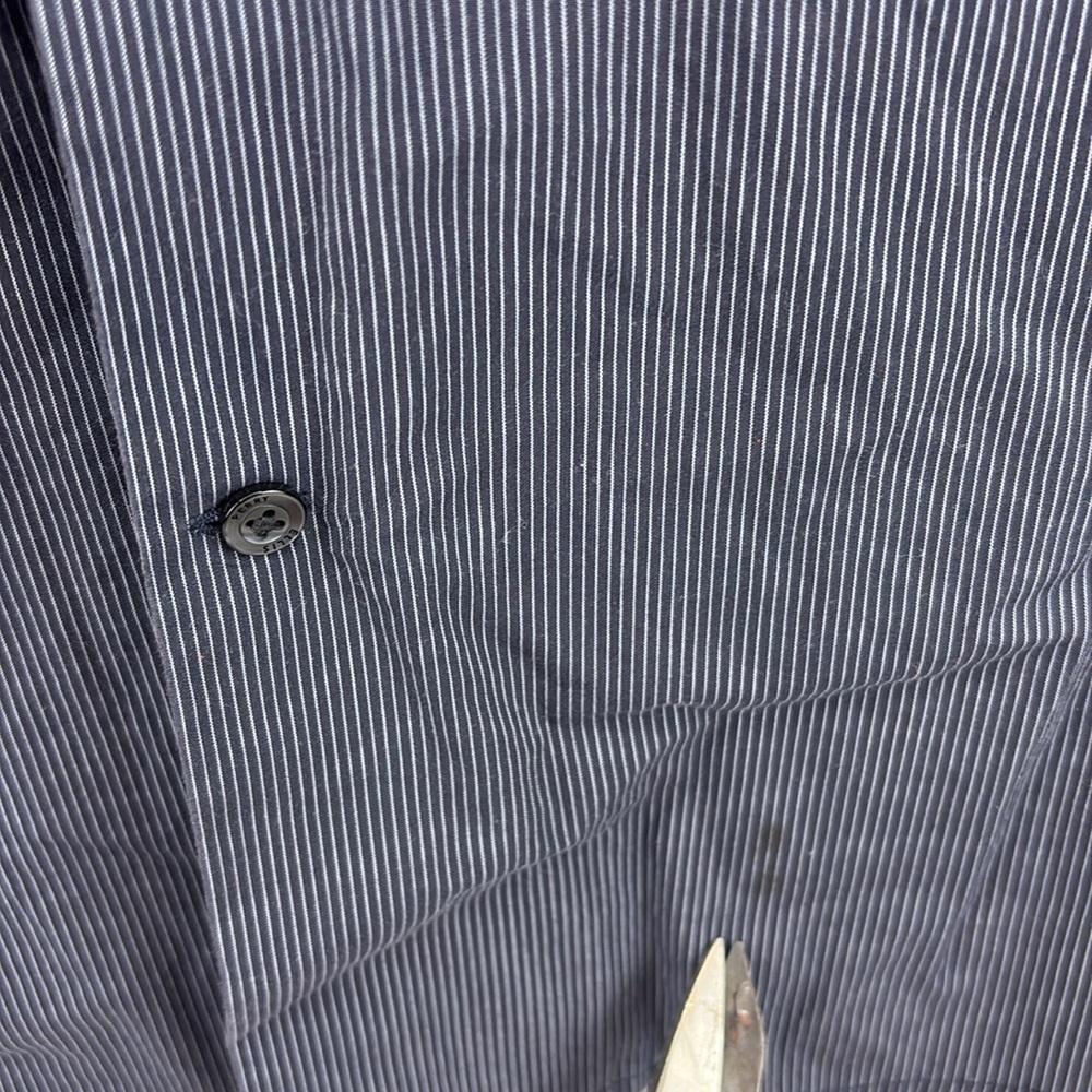 Perry Ellis Men's Large Striped‎ Button-Up Shirt – Blue/White - Picture 3 of 8